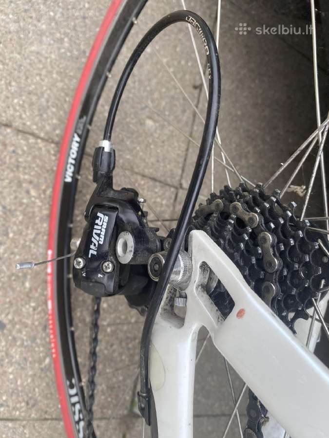 TT karboninis dviratis, M dydis rida 1500km - nuotraukos Nr. 3