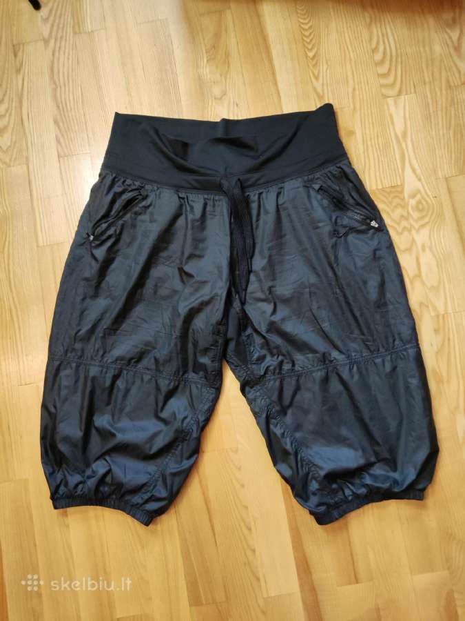 Nike sportiniai šortai, bridžai, L