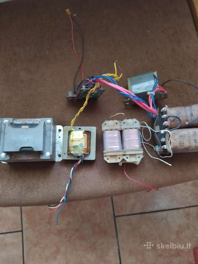 Transformatoriai ivairus