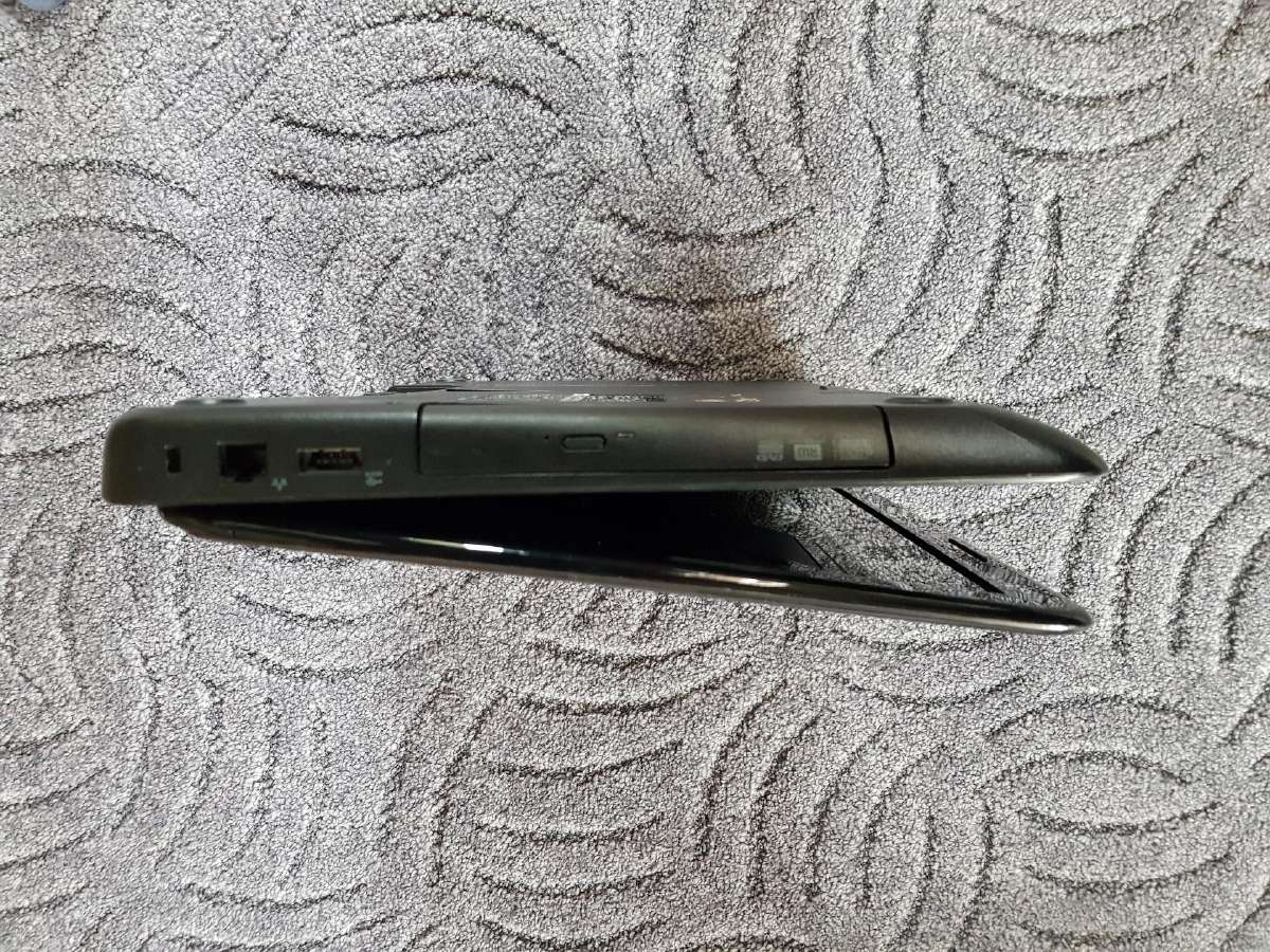 Nešiojamasis kompiuteris Dell Inspiron N7010 - nuotraukos Nr. 12