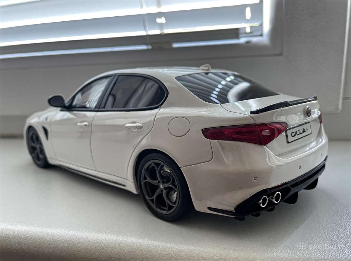 Alfa Romeo Giulia 1/18 - nuotraukos Nr. 2