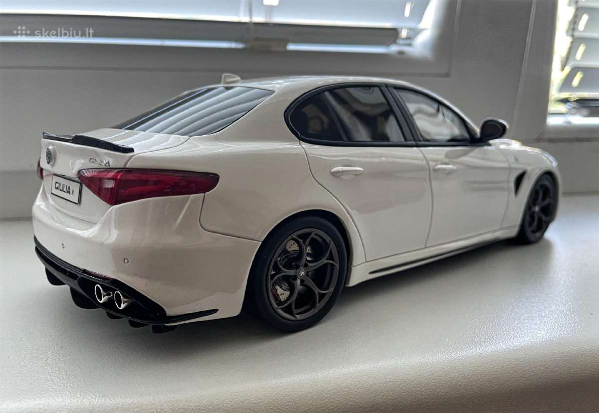 Alfa Romeo Giulia 1/18 - nuotraukos Nr. 4