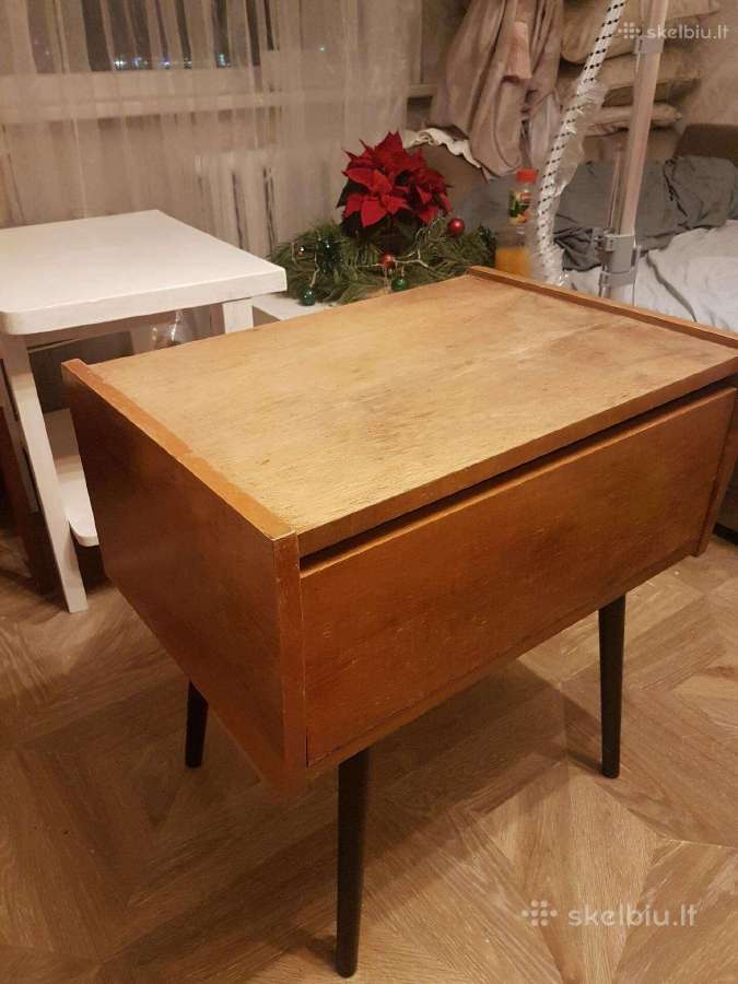 Antikvarinė spintelė stalas