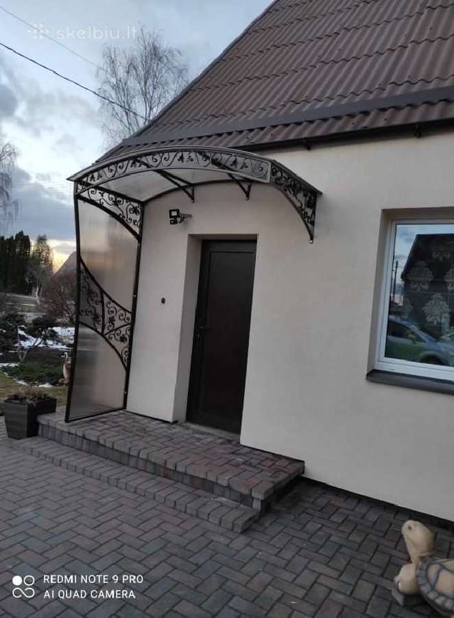 Stogeliai virš durų - nuotraukos Nr. 20