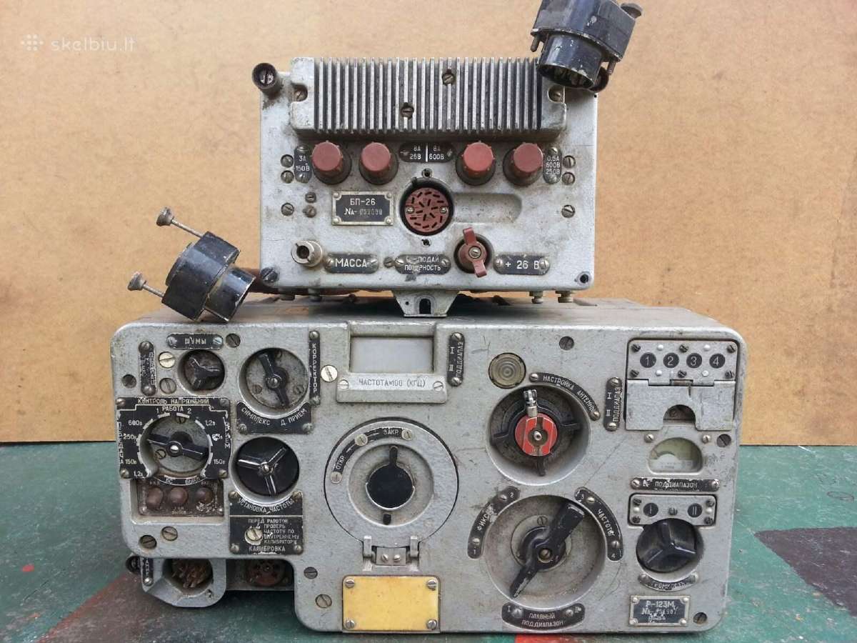 Radio stotis P-123m
