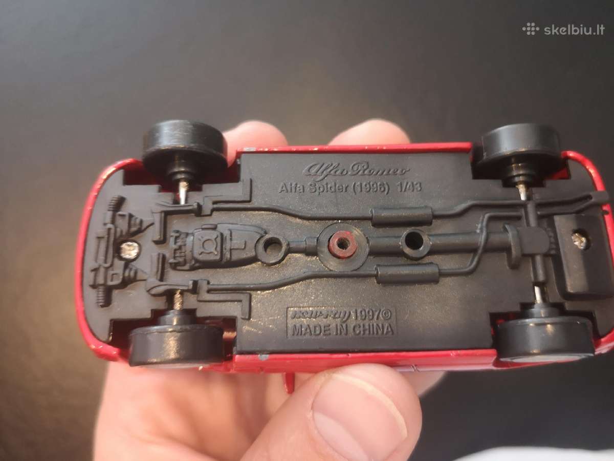 Alfa Romeo Spider 1:43 - nuotraukos Nr. 4