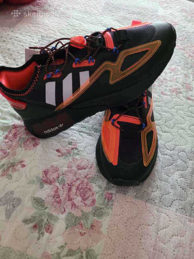 Adidas kedai - nuotraukos Nr. 2