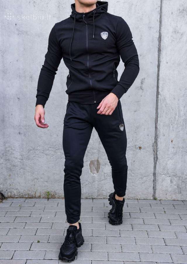 Sportiniai veliuriniai kostiumai didelis pasirinim - nuotraukos Nr. 17