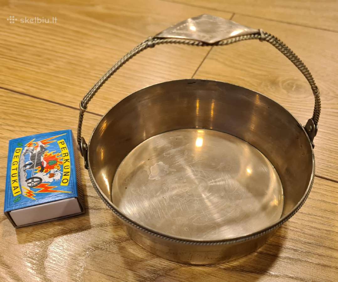 Vintažinė melchioro cukrainė