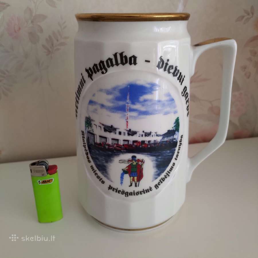 Porcelianinis didelis kolekcinis bokalas. - nuotraukos Nr. 2