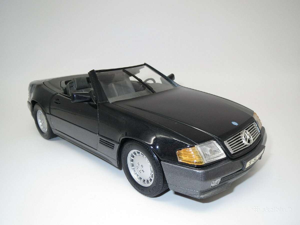 Modelis mercedes benz 500 SL 1:18 - nuotraukos Nr. 6