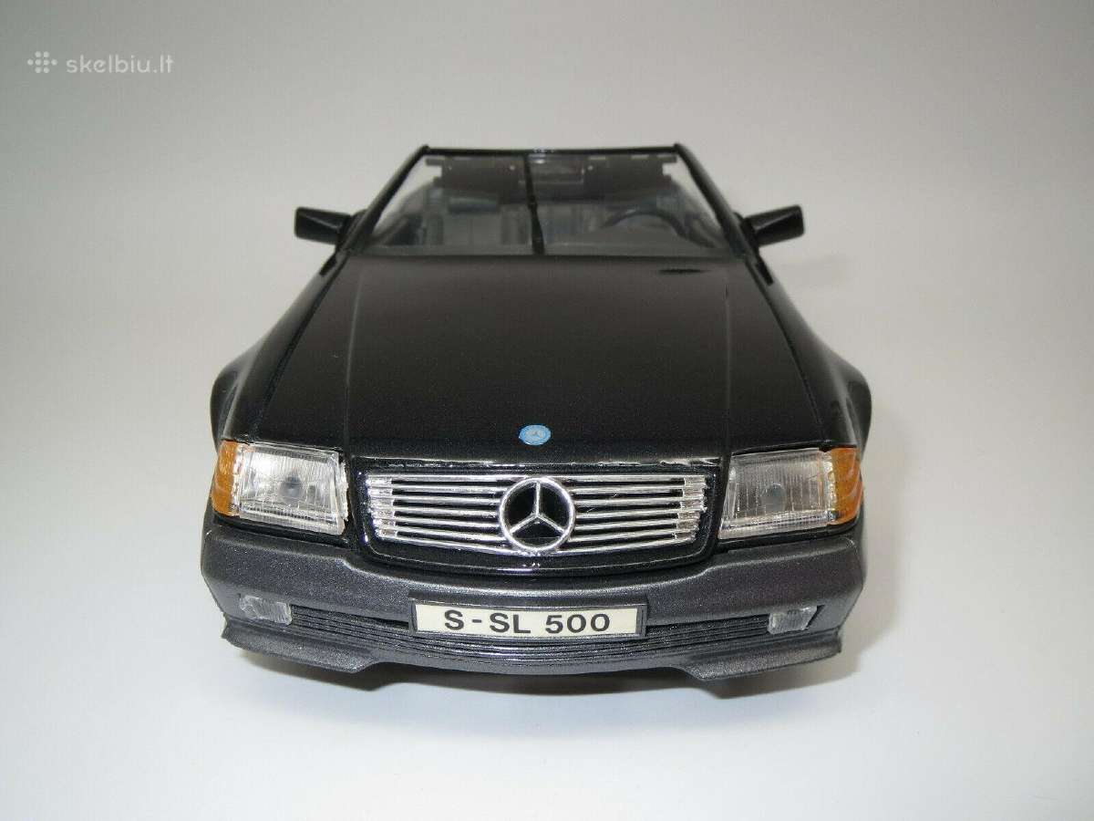 Modelis mercedes benz 500 SL 1:18 - nuotraukos Nr. 7