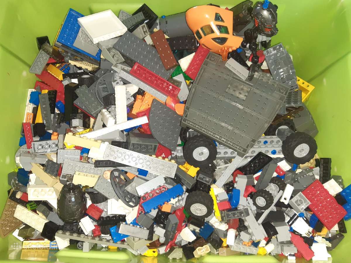 Parduodu lego,buvo surinktas nemažas lego miestas. - nuotraukos Nr. 3