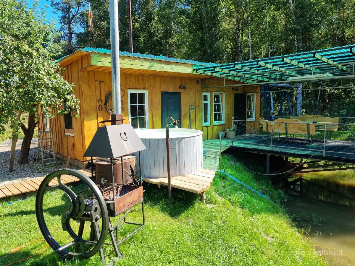 Pirtis gamtoje - nuotraukos Nr. 18