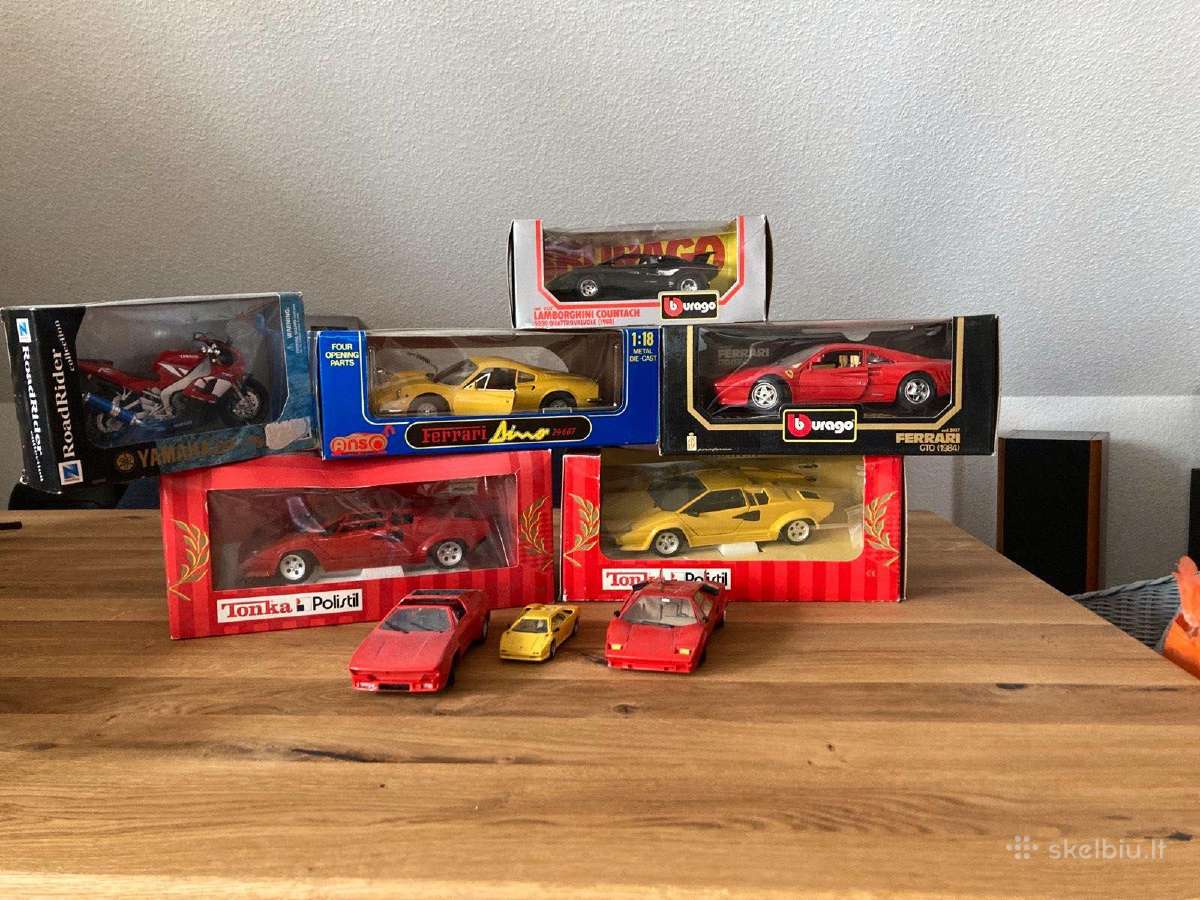 Modeliukai 1:18 lamborghini ferrari pakuotiese - nuotraukos Nr. 6