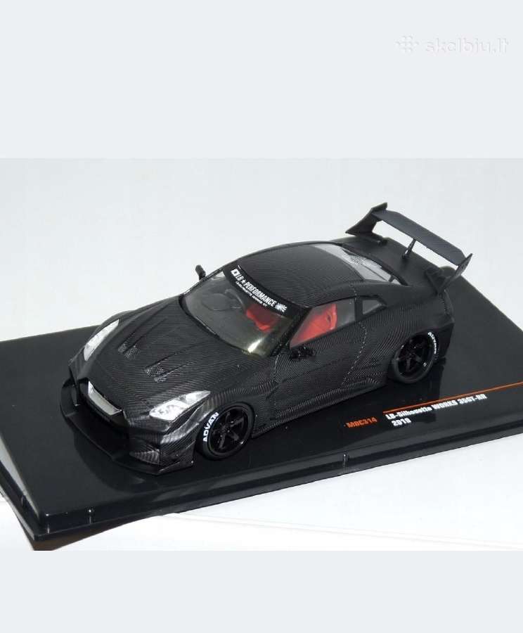 Nissan 35gt