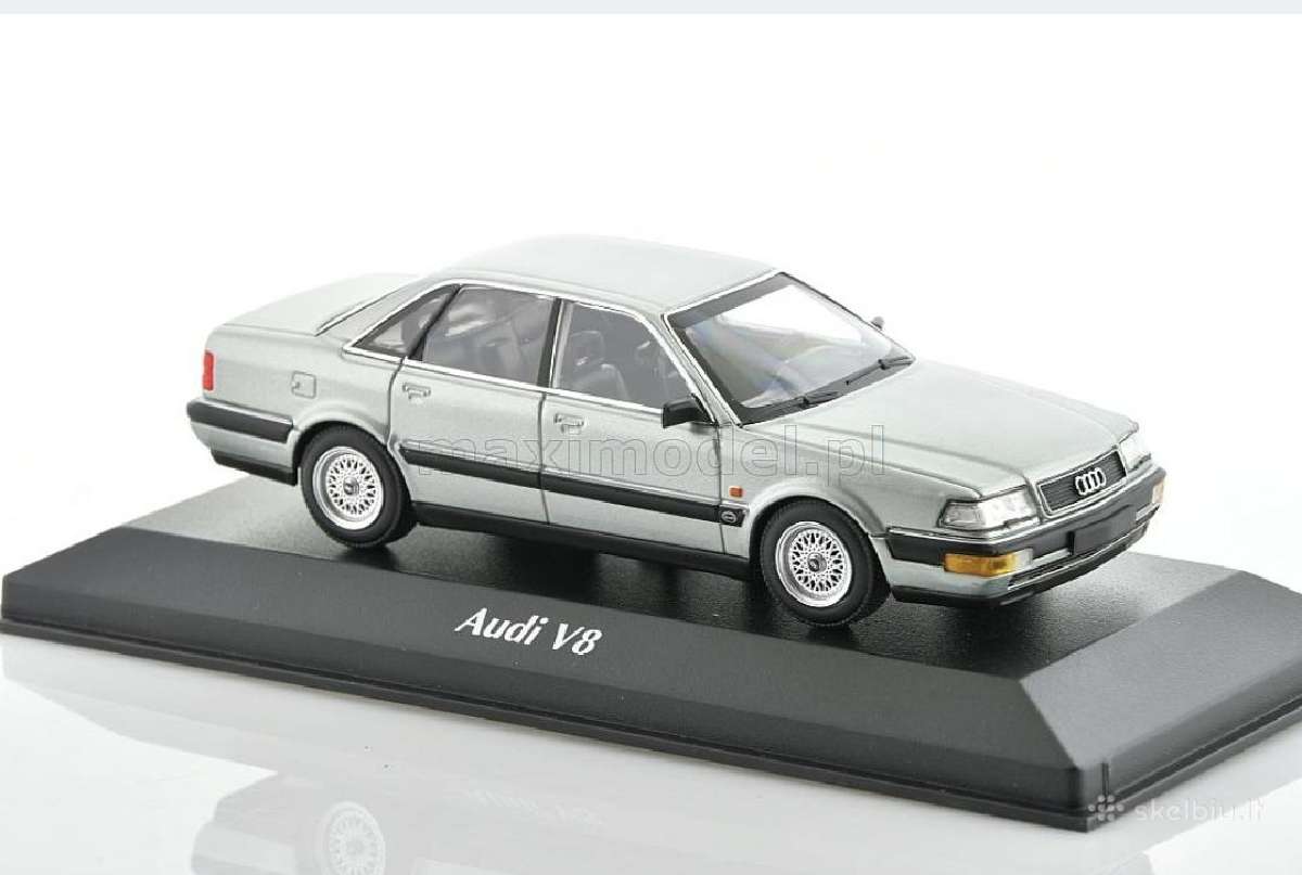 Audi V8