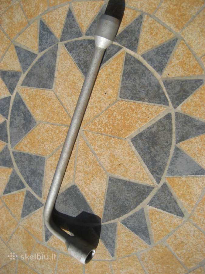 Kampinis raktas