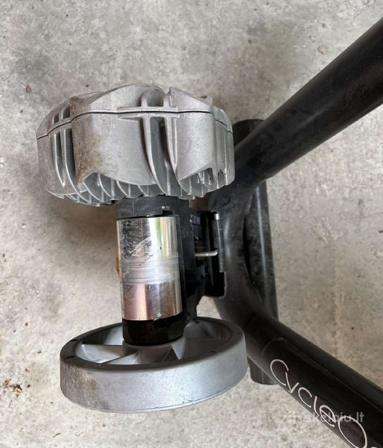 Cycleops Fluid 2 indoor trainer treniruoklis - nuotraukos Nr. 6