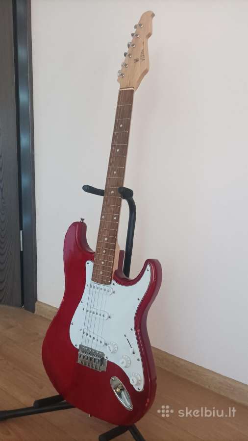 Parduodu Stratocaster Elektrinė Gitara - Skelbiu.lt