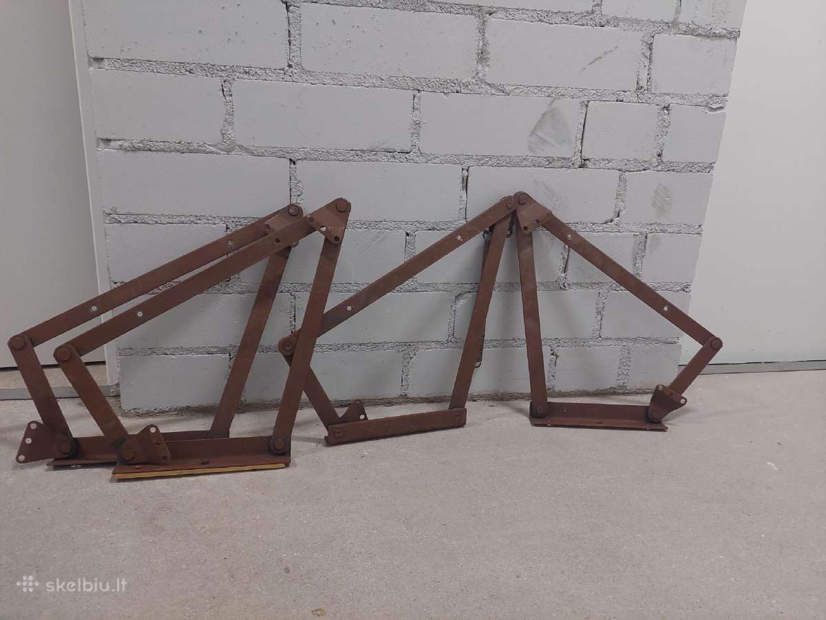 Čiužinio pakėlimo mechanizmas