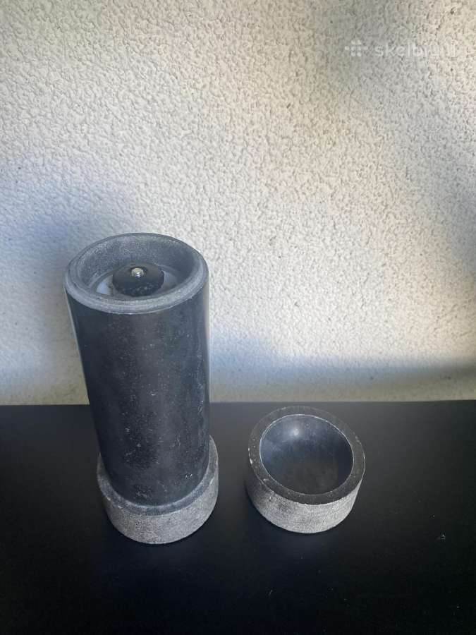 Pipiru malunelis iš granito - nuotraukos Nr. 2