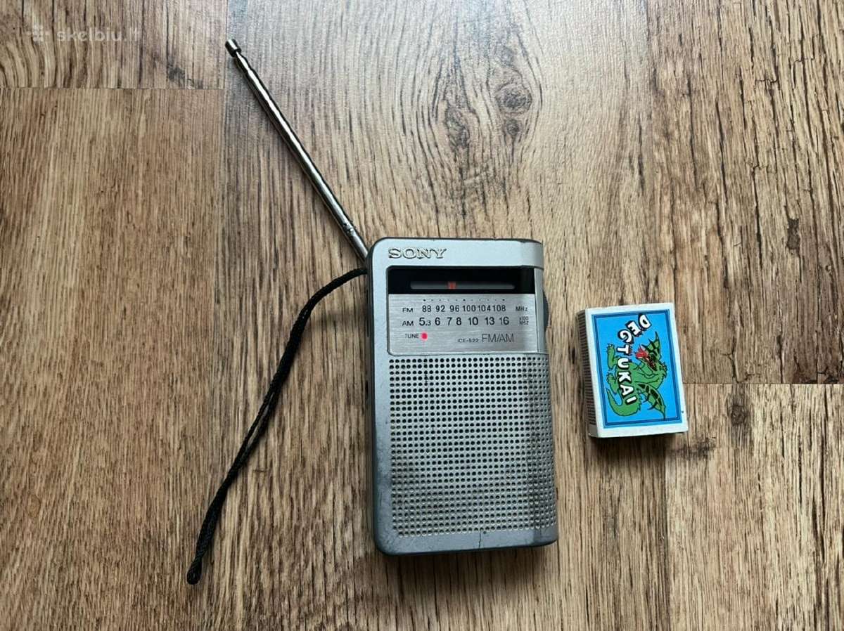 Mazas kompaktiskas japoniskas radijo imtuvas Sony - nuotraukos Nr. 4
