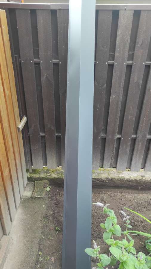 Lastakis 100x100 Ral 7016 standart 09-83 18metru