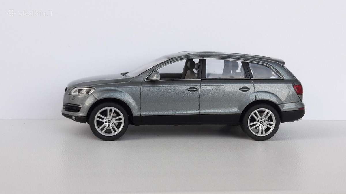 1/43 modeliukai Audi Q7 Mk1 2005-2015