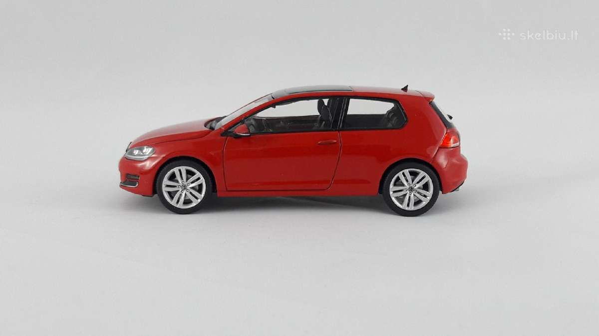 1/43 modeliukai Volkswagen Golf Mk7 2012 hatchback