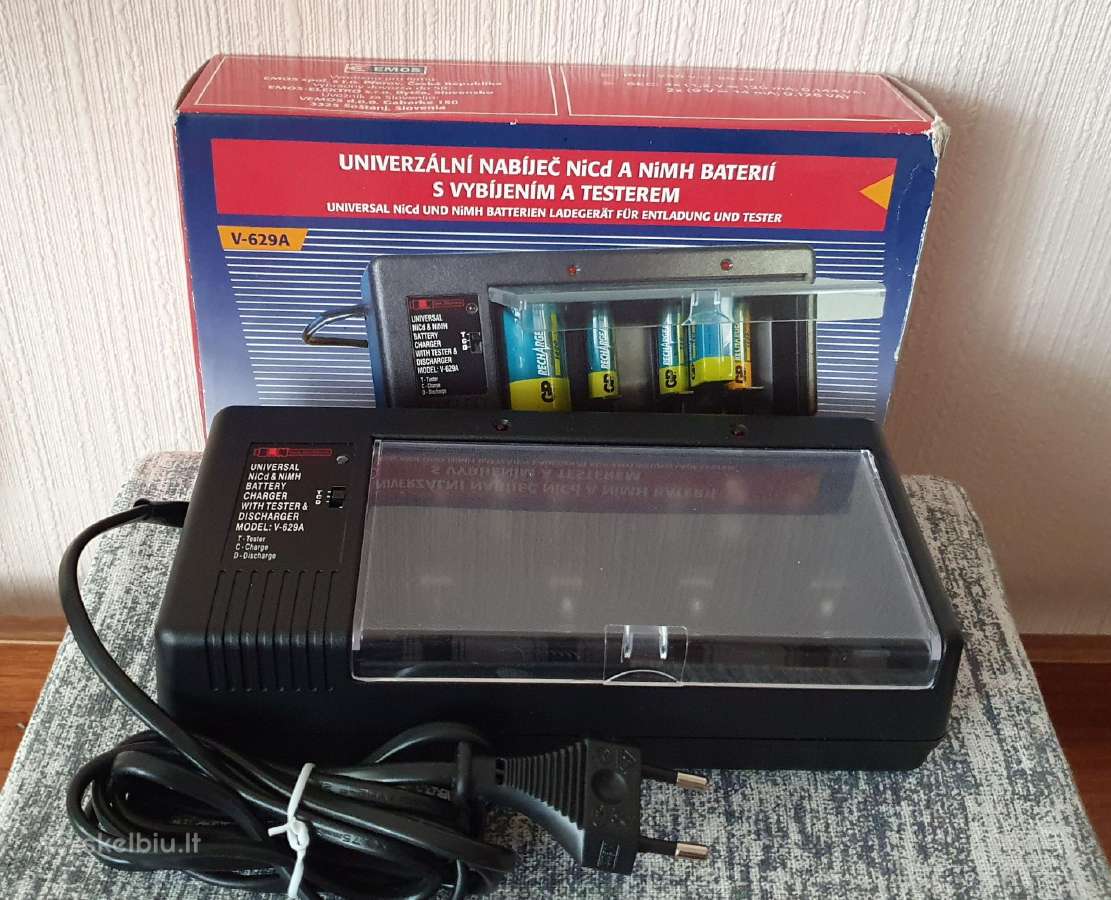 Universalus akumuliatorių krautuvas - nuotraukos Nr. 2