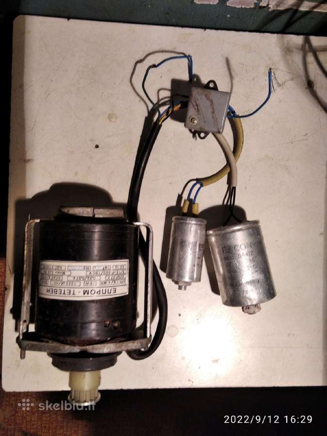 Variklis rašomosios mašinėlės Robotron
