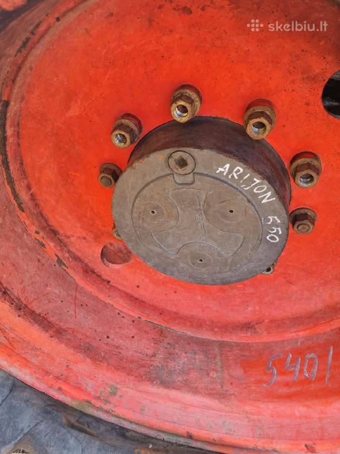 Traktorius Claas Arion 550 Ardomas Dalimis - nuotraukos Nr. 2