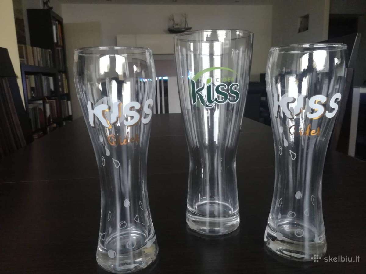 Kiss taurės