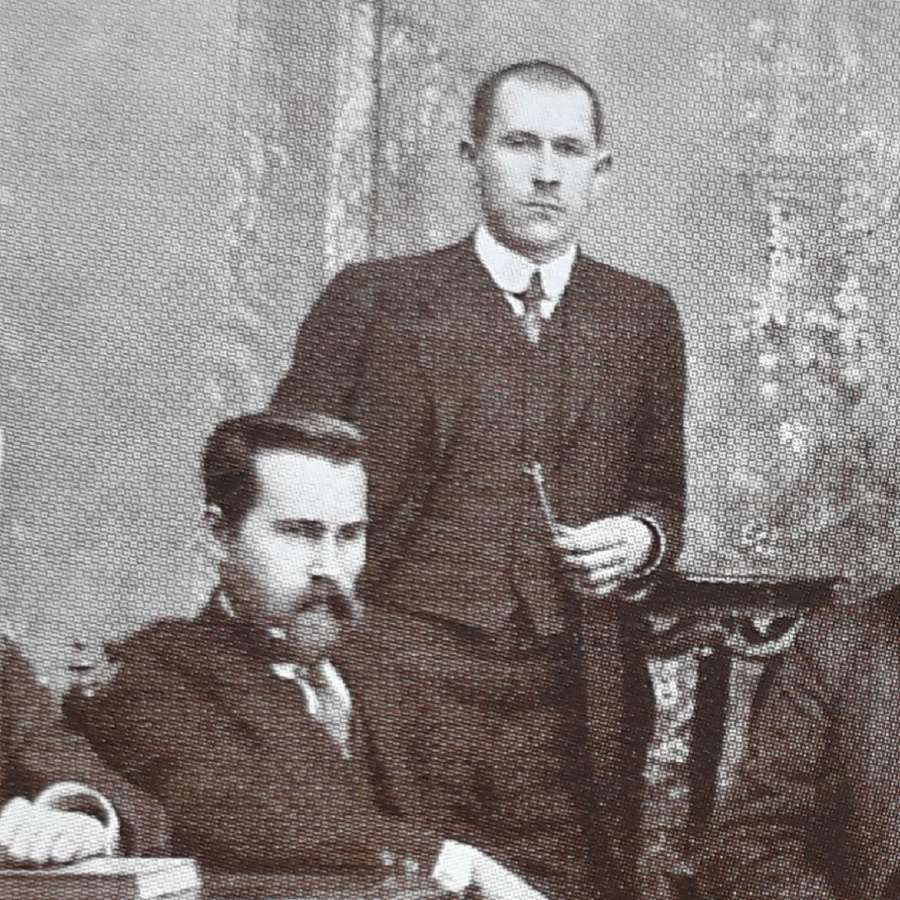 Knyga su Balčikonio vardo mokyklos antspaudu - nuotraukos Nr. 5