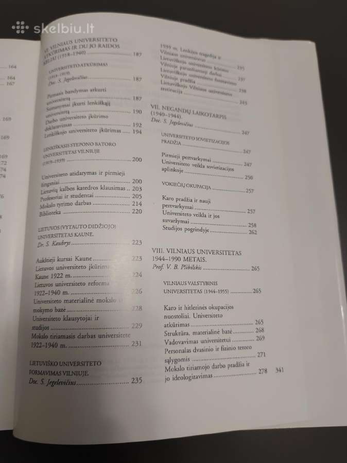 Knyga. Vilniaus universiteto istorija - nuotraukos Nr. 2