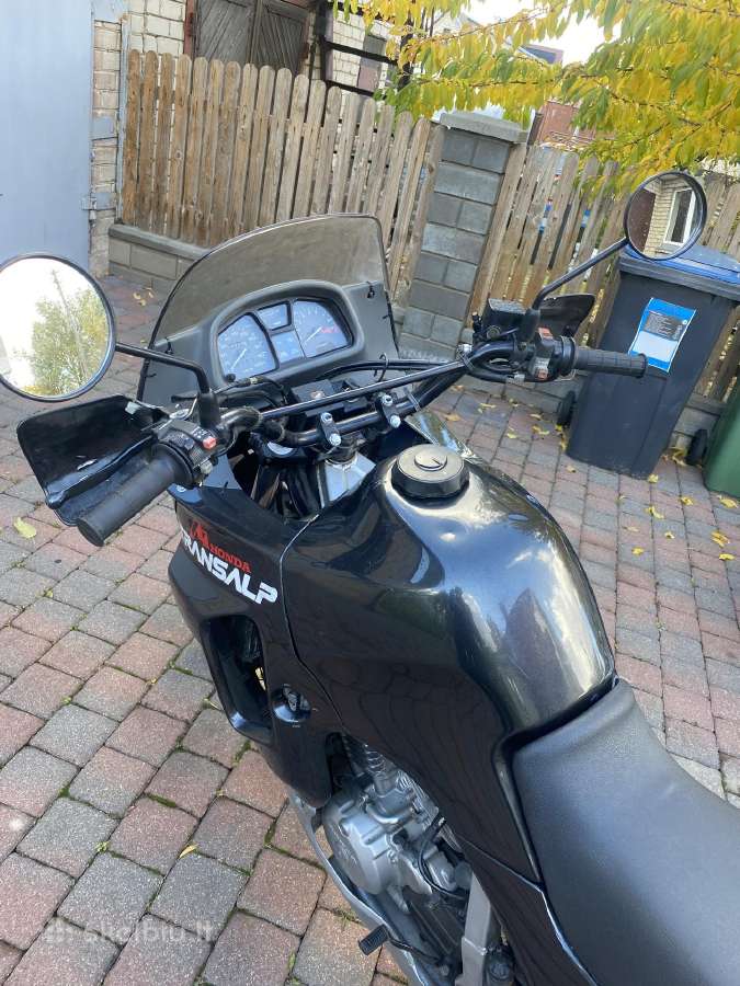 Honda transalp 600 dalys - nuotraukos Nr. 9