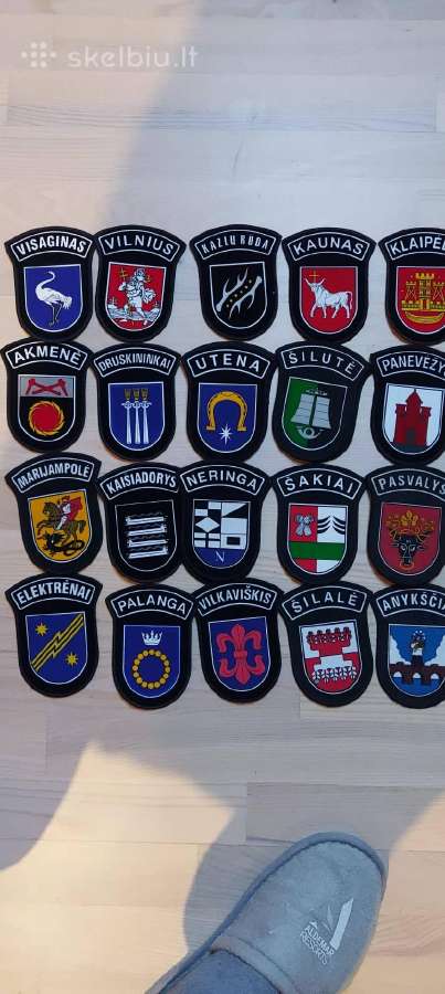 Parduodu Policijos antsiuvų kolekcija kaina po 10 - nuotraukos Nr. 2