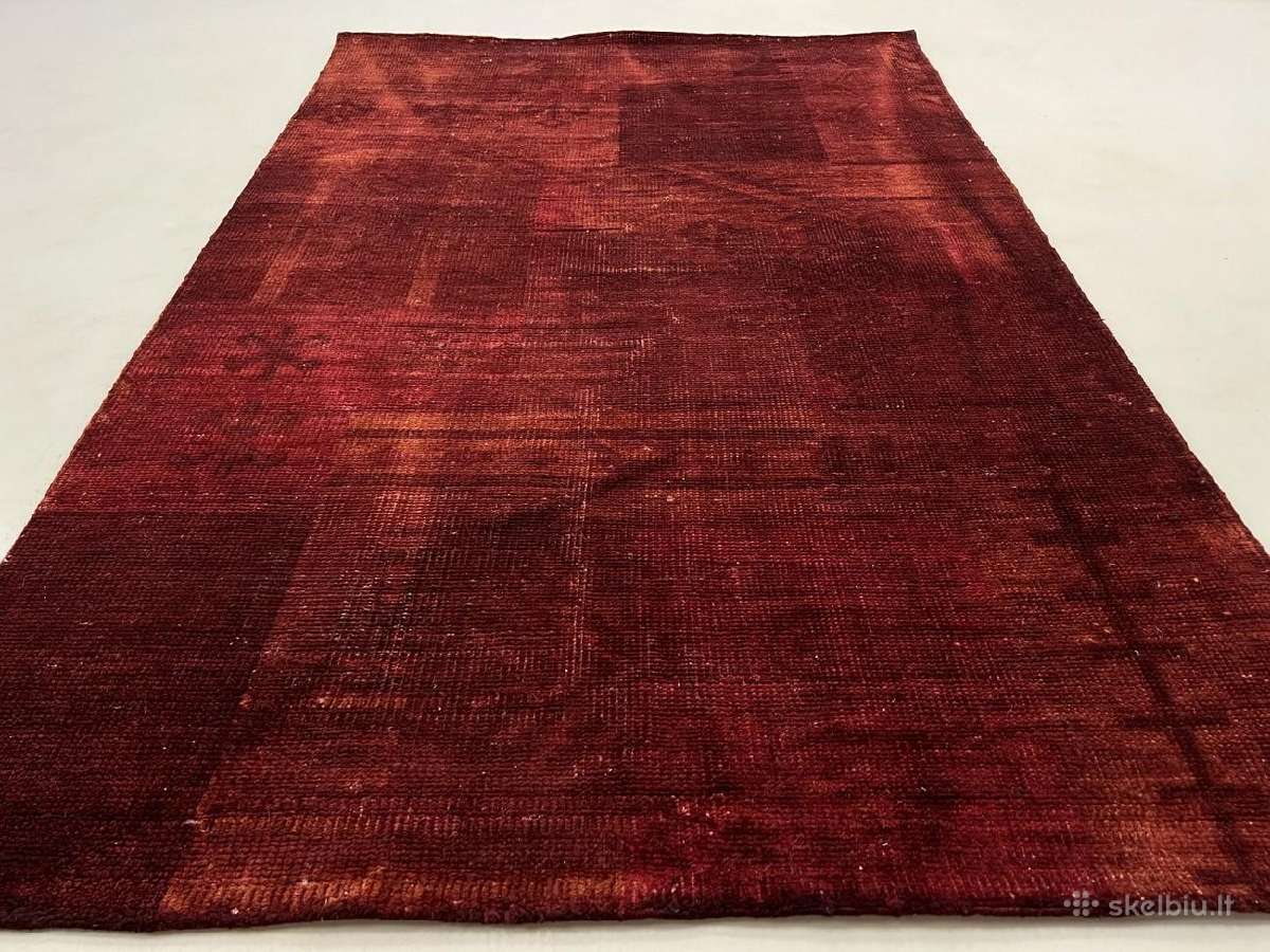 Rankų darbo vilnonis kilimas 150x226 cm