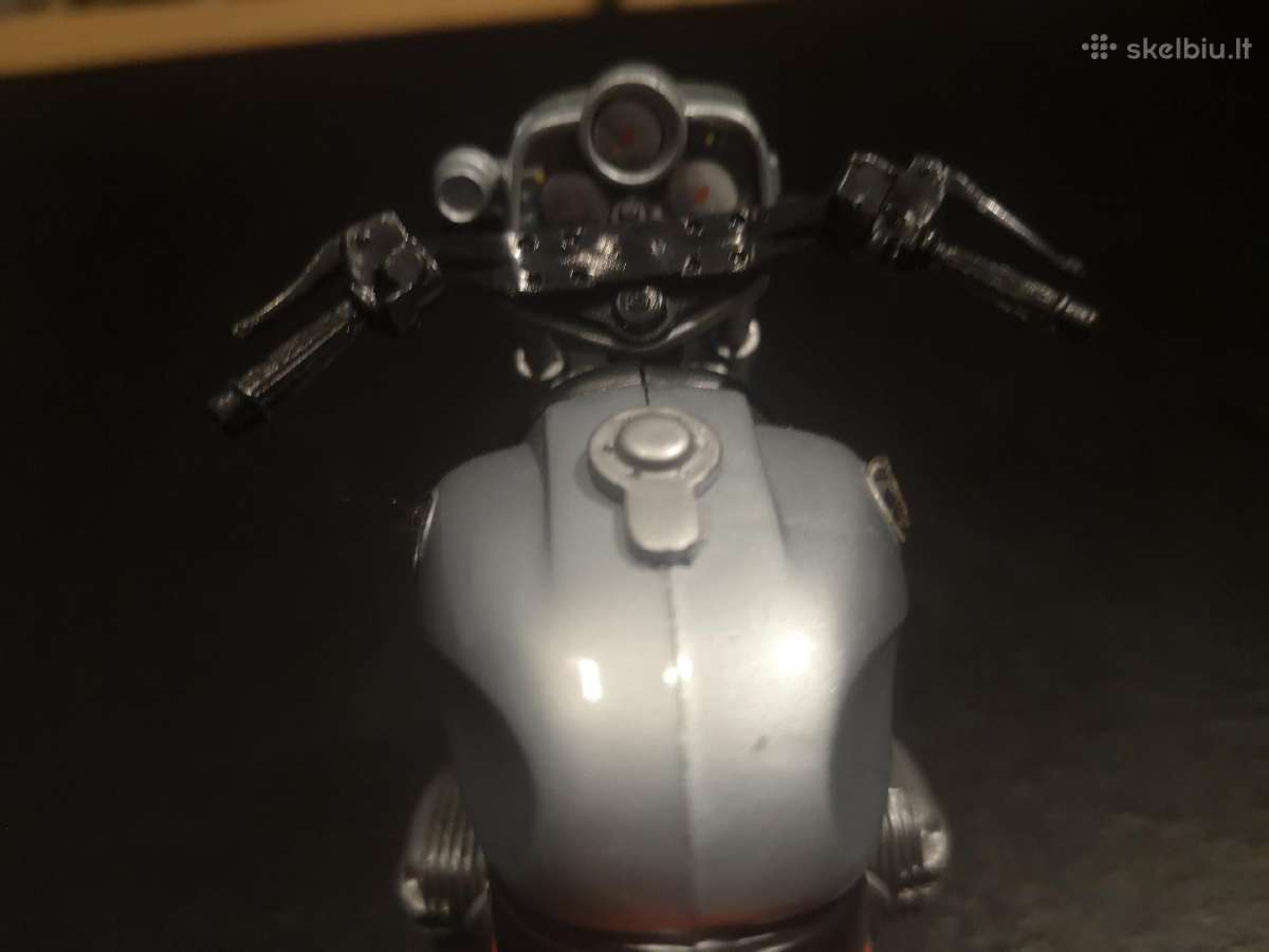 Bmw motociklas 1:18 - nuotraukos Nr. 4