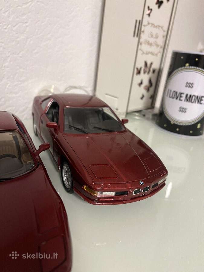 Modeliukai diecast 1:18 kolekciniai modeliai auto - nuotraukos Nr. 9