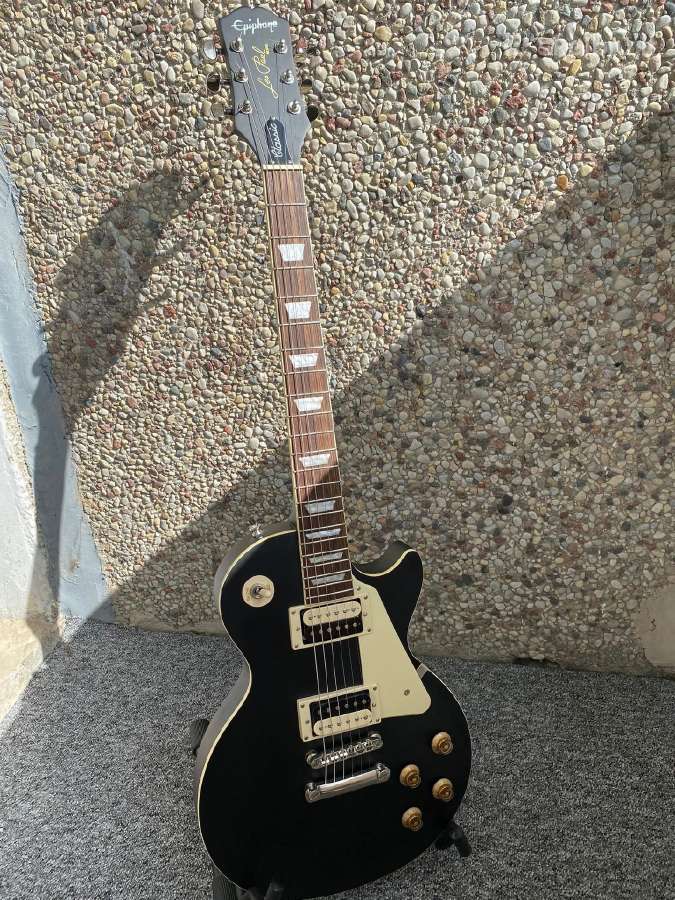 les paul worn