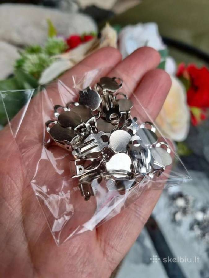 Auskarai/klipsai/20vnt/7eur/ detalės randarbiams