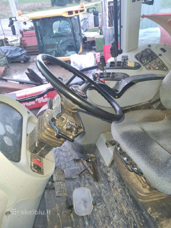 Traktorius Massey Ferguson 6475 ardomas dalimis - nuotraukos Nr. 5