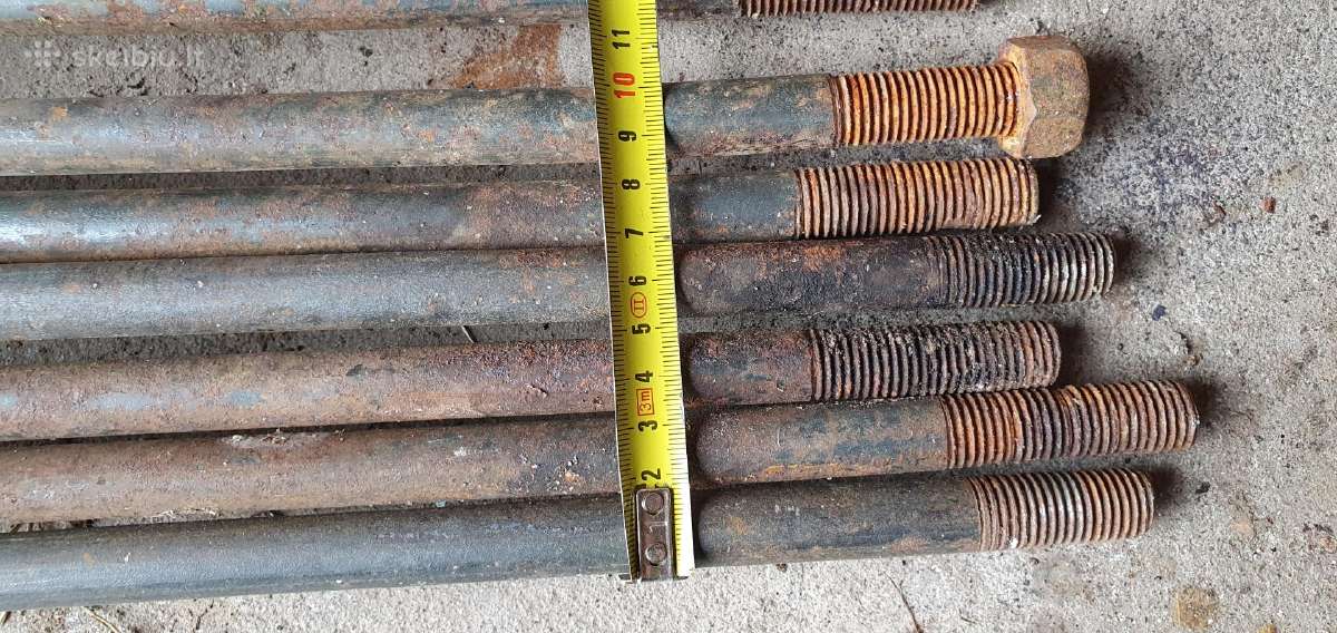 Metalinis strypas D20, 112 cm ilgis