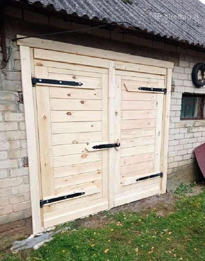 Mediniai vartai ūkiniams pastatams, garažams - nuotraukos Nr. 4