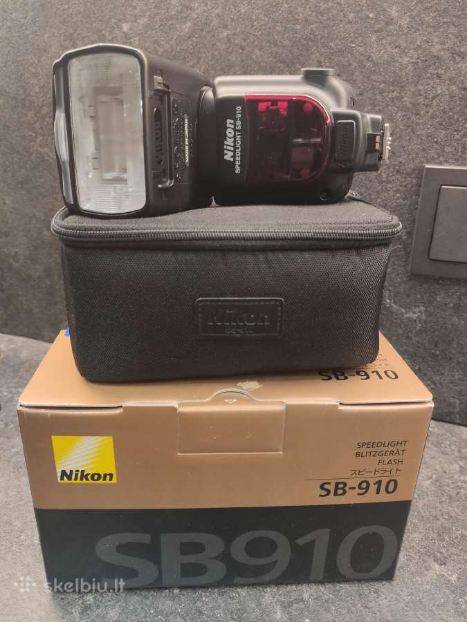 Parduodu nikon SB-910