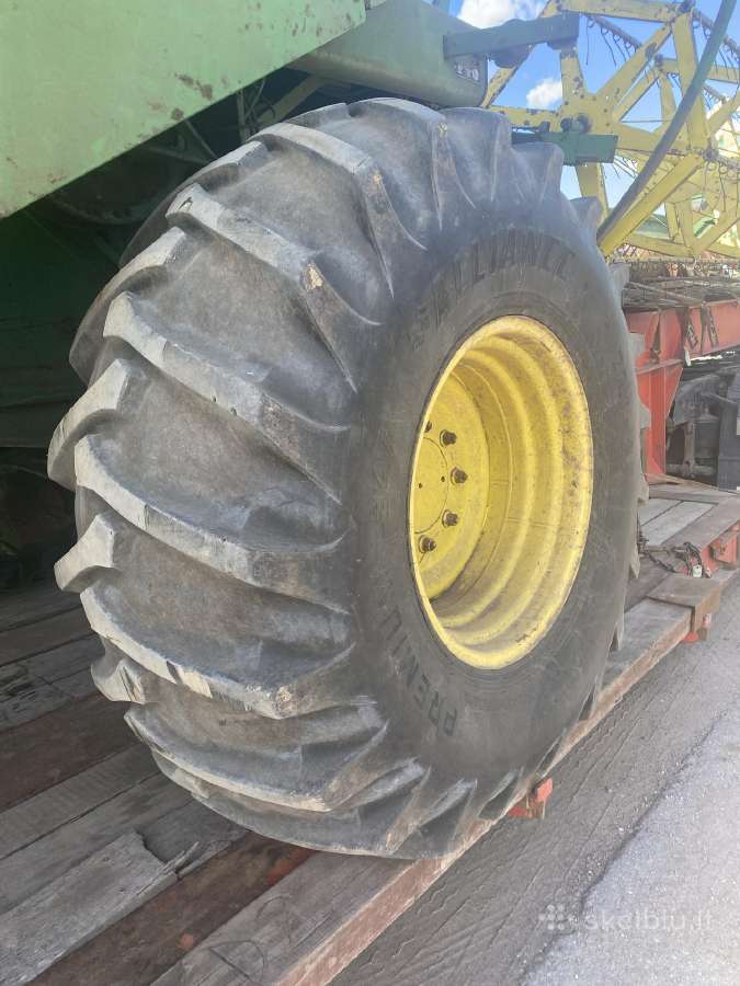 Kombainas John Deere 975 Ardomas Dalimis - nuotraukos Nr. 5