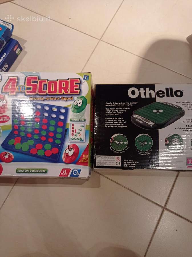 4 to score ir othello stalo žaidimas