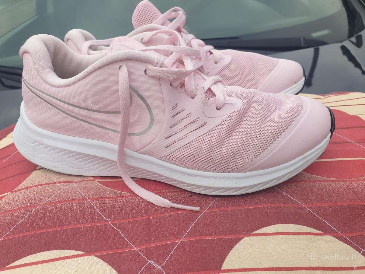Moteriški Nike kedai - nuotraukos Nr. 3
